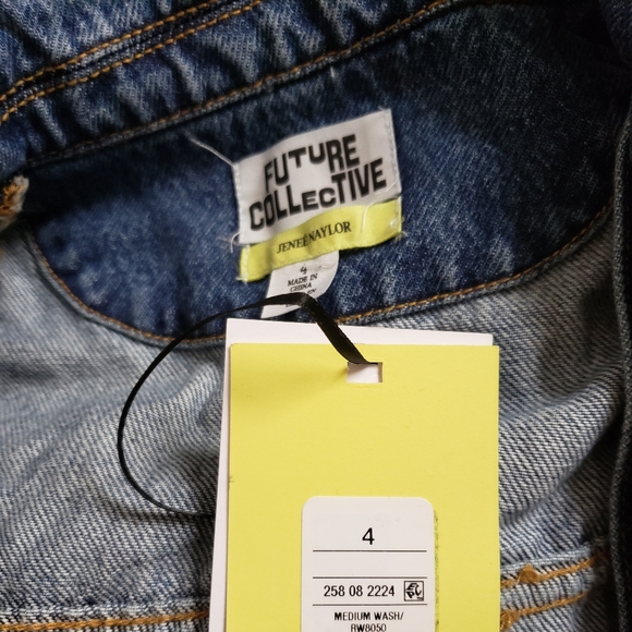 Future Collective with Jenee Naylor Sleeveless Denim Button-Front Midi Dress - Picture 6 of 6